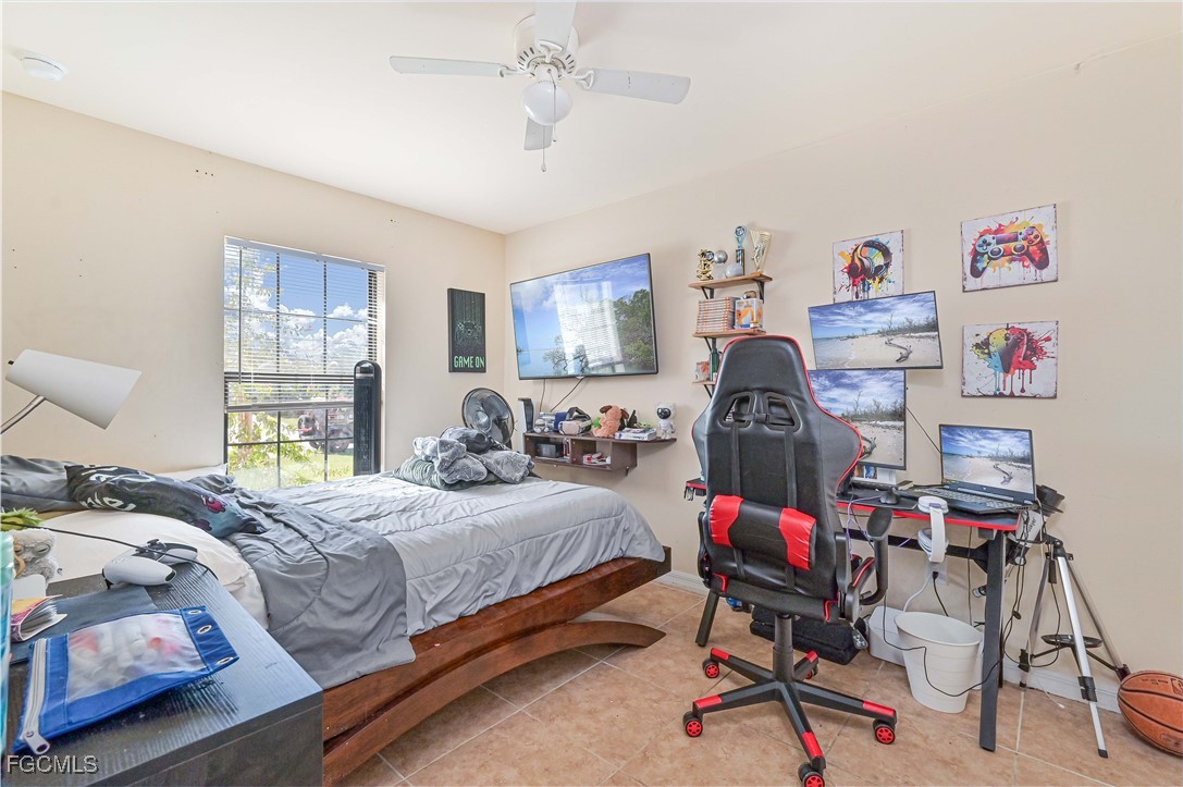 611/613 SE 14th Street