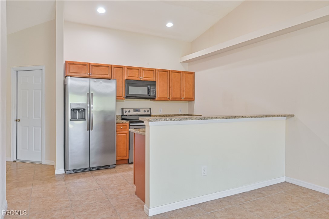 611/613 SE 14th Street