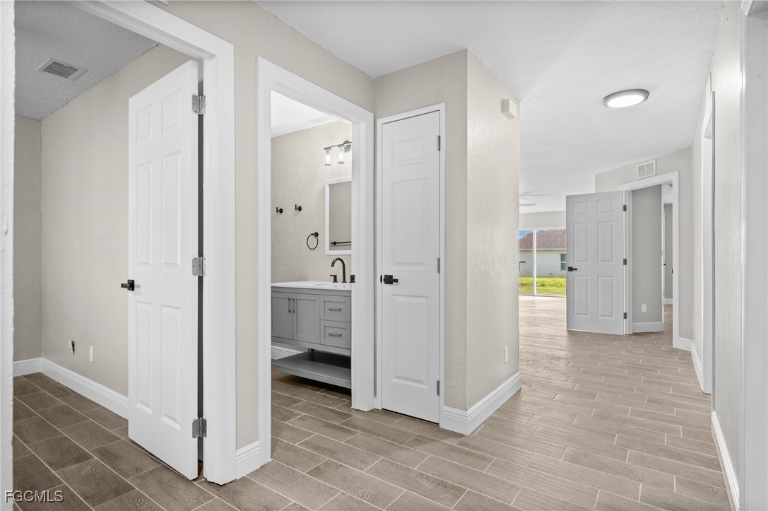 4541/4543  27th Street