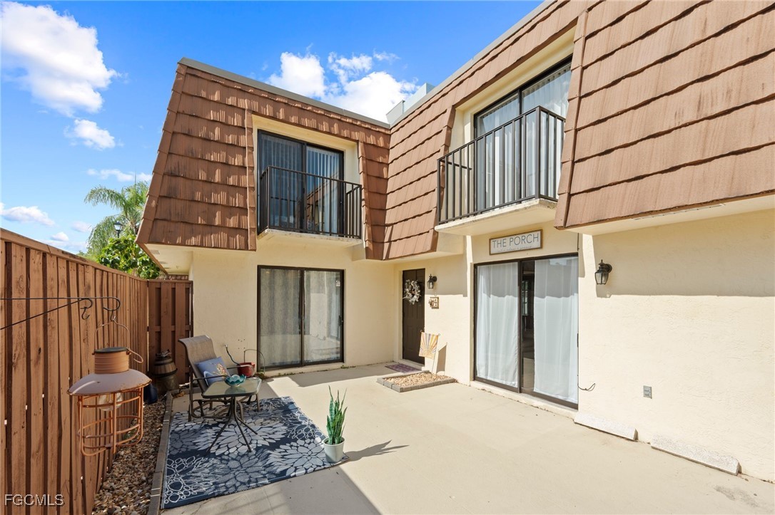 5210  Cedarbend Drive, Apt 4