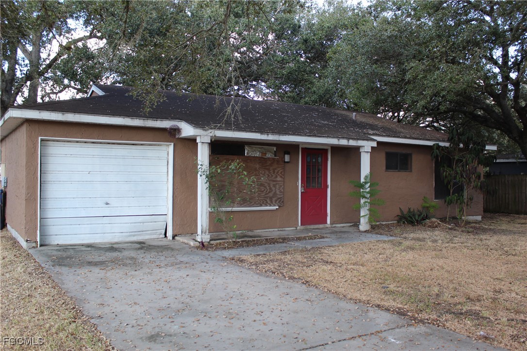 4033 W Palomar Circle