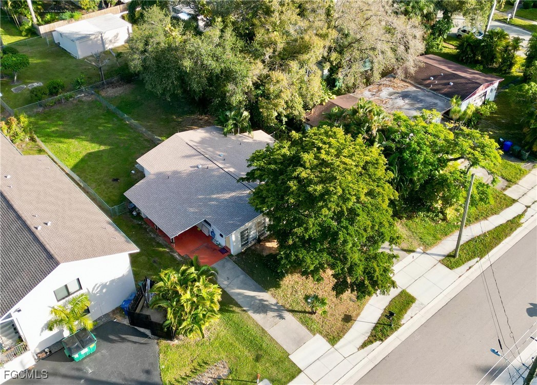 1531/1533  Evans Avenue