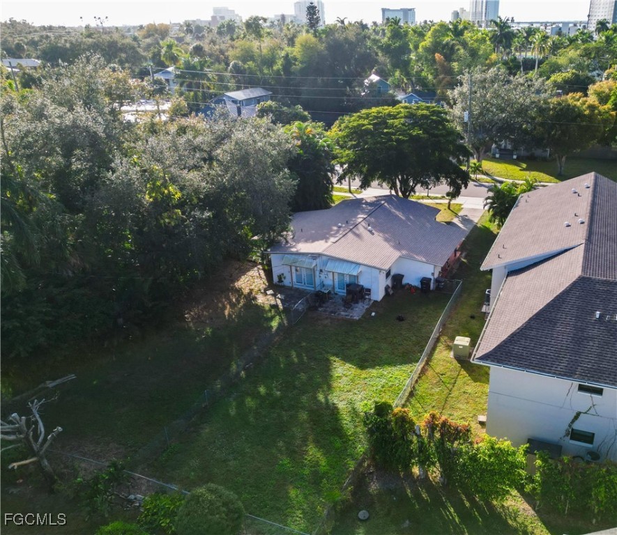 1531/1533  Evans Avenue