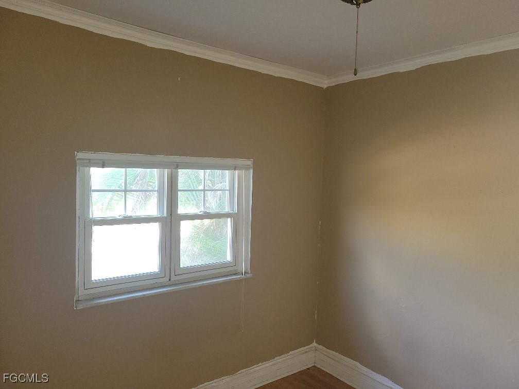 4272/4278  Scott Avenue