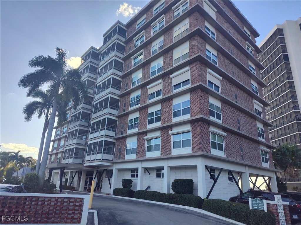 2350 W 1st Street, Apt 203