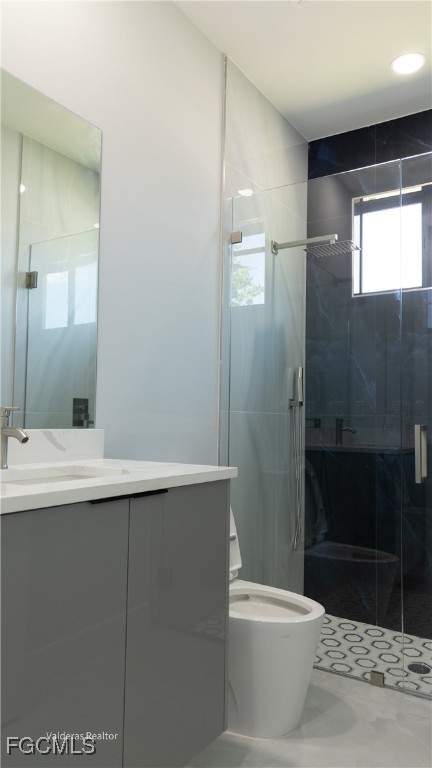 2404/2406  Crawford Avenue