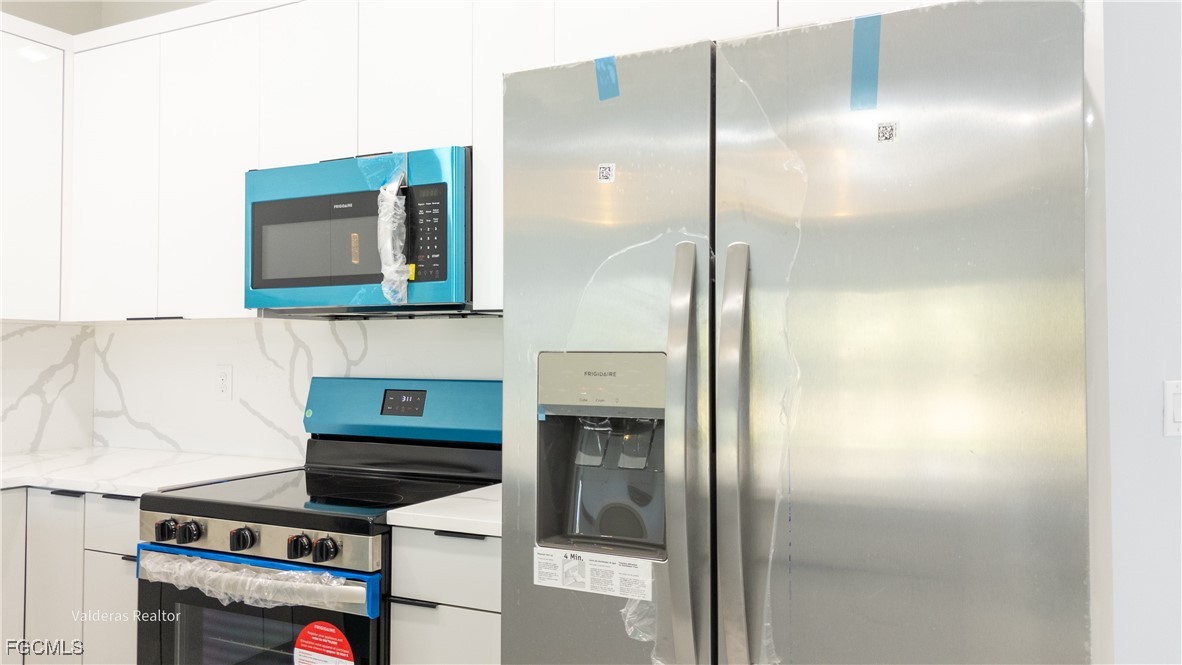 2404/2406  Crawford Avenue