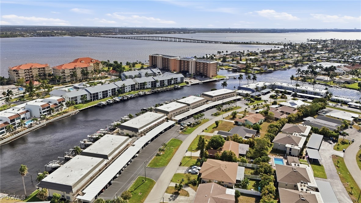 4229 SE 19th Place, Apt 2B