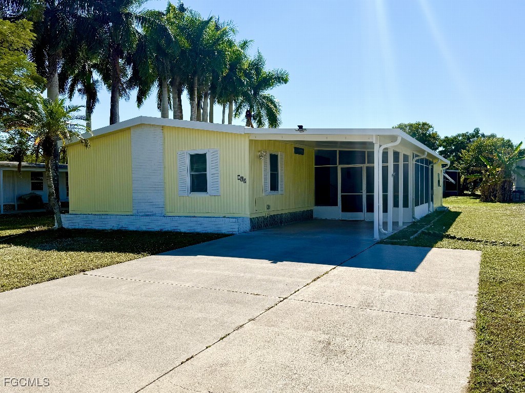 130  Grassy Key Lane, Apt 37