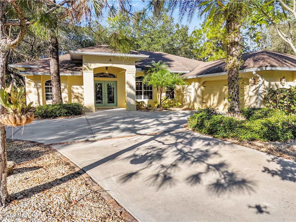 1915  Roosevelt Avenue