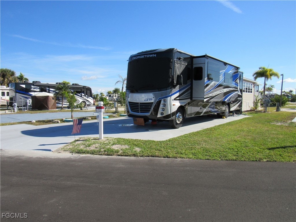 19681  Summerlin #30 Road