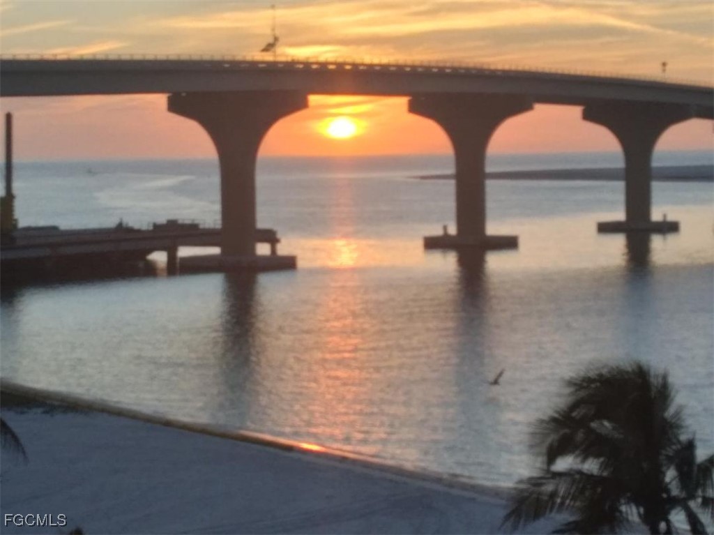 8701  Estero Boulevard, Apt 308