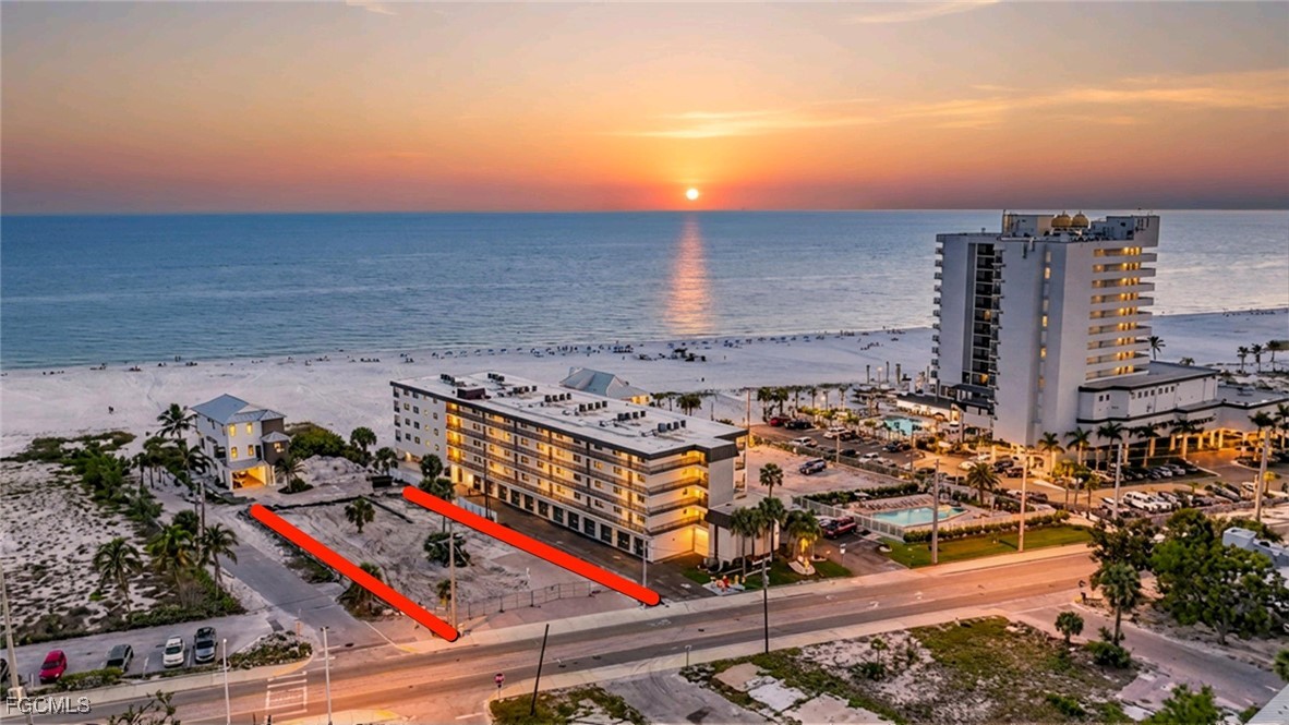 2100  Estero Boulevard