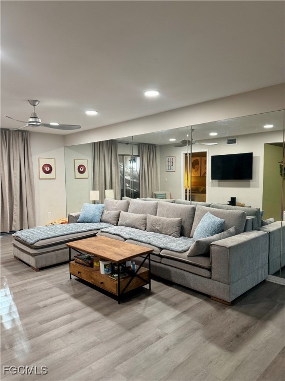 28260  Pine Haven Way, Apt 81