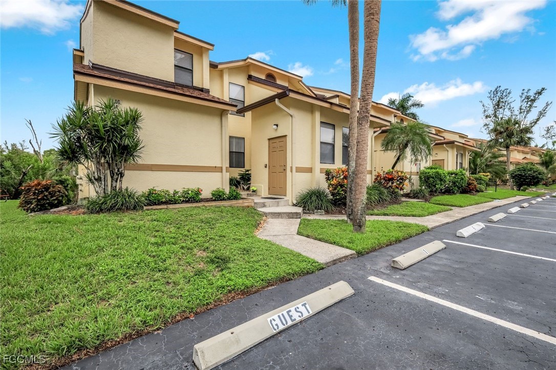 15206  Parkside Drive, Apt 102