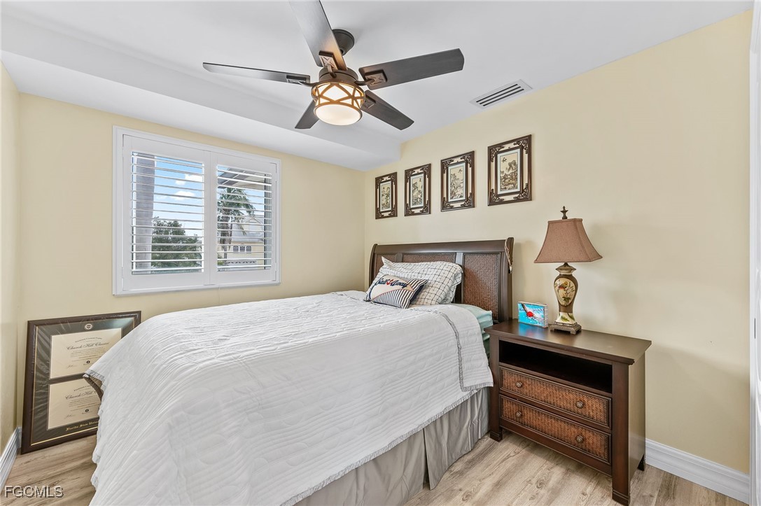 21520/522  Indian Bayou Drive