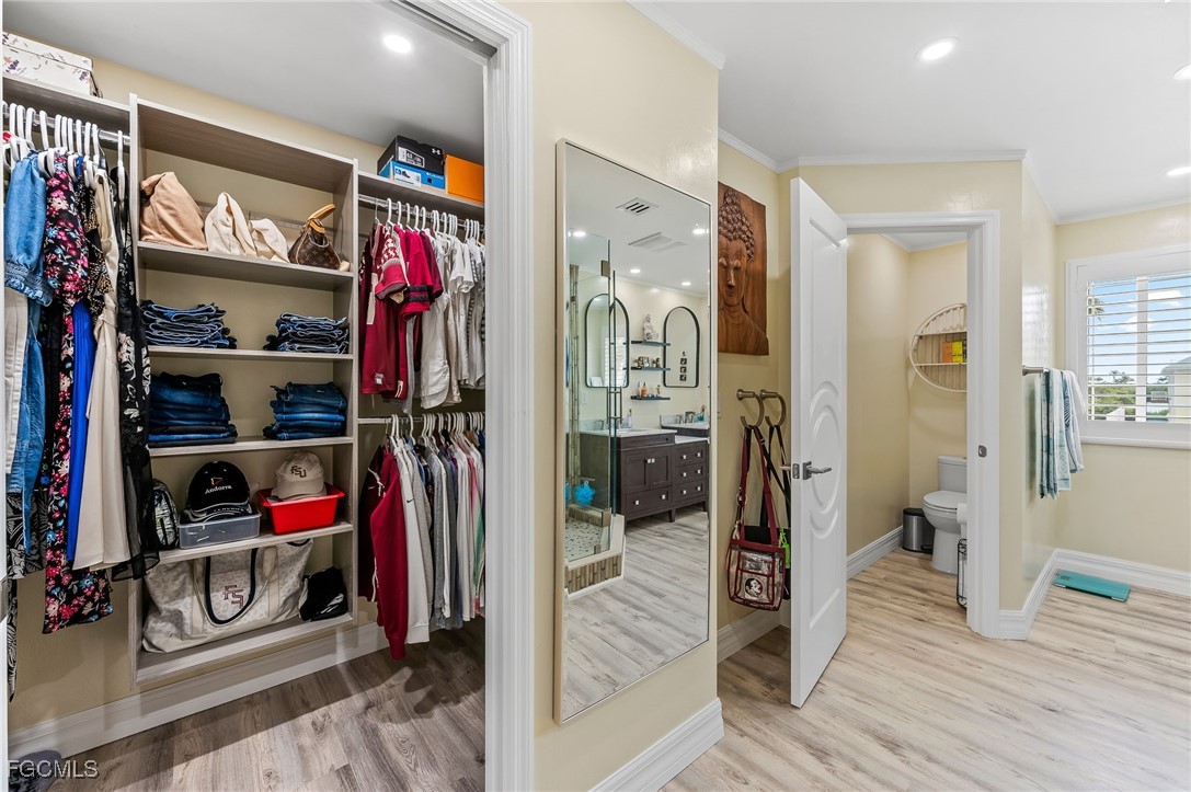 21520/522  Indian Bayou Drive