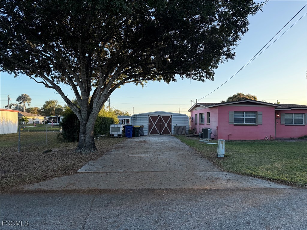 1501  Killarney Drive