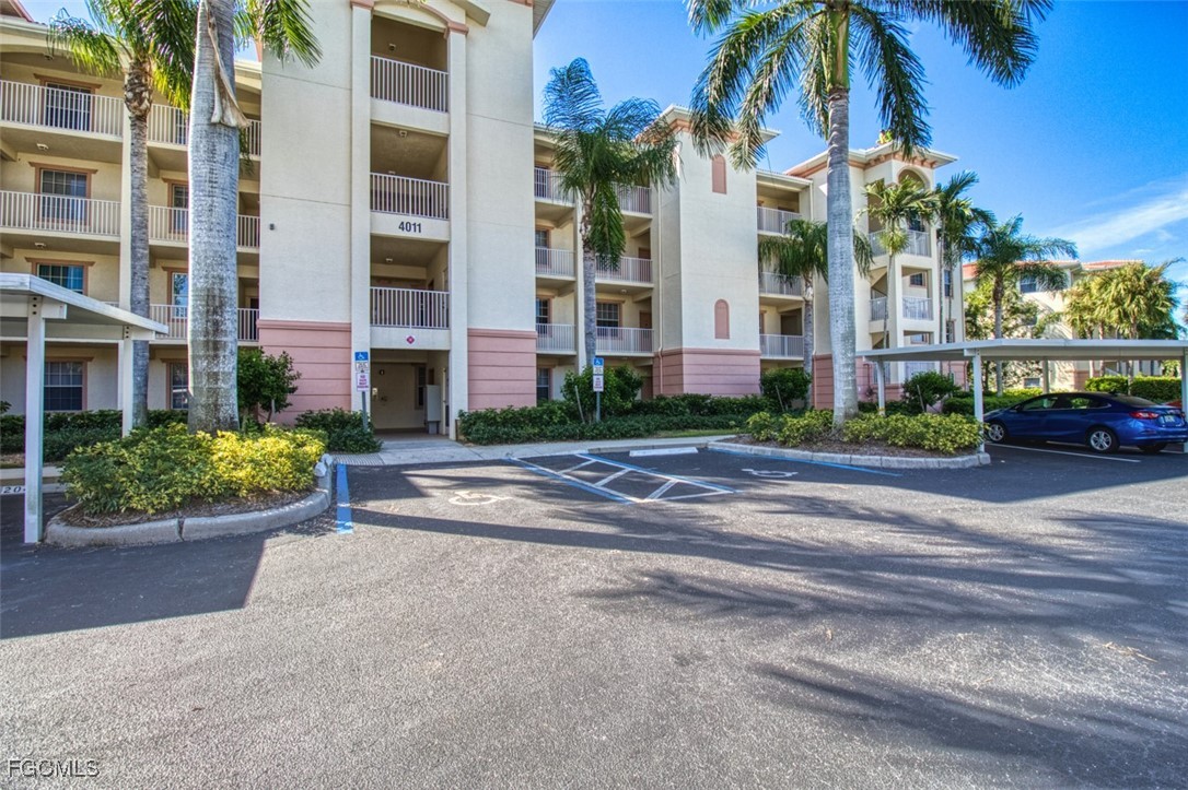 4011  Palm Tree Boulevard, Apt 205
