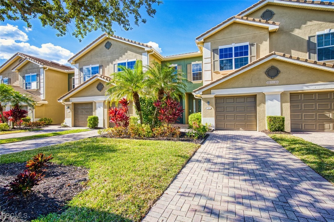 3211  Cottonwood Bend, Apt 705