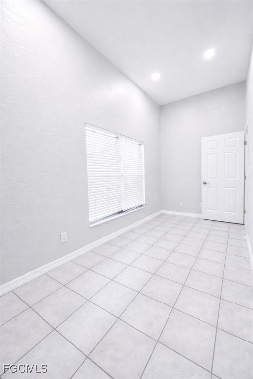 2706 SE Santa Barbara Place, Apt 1