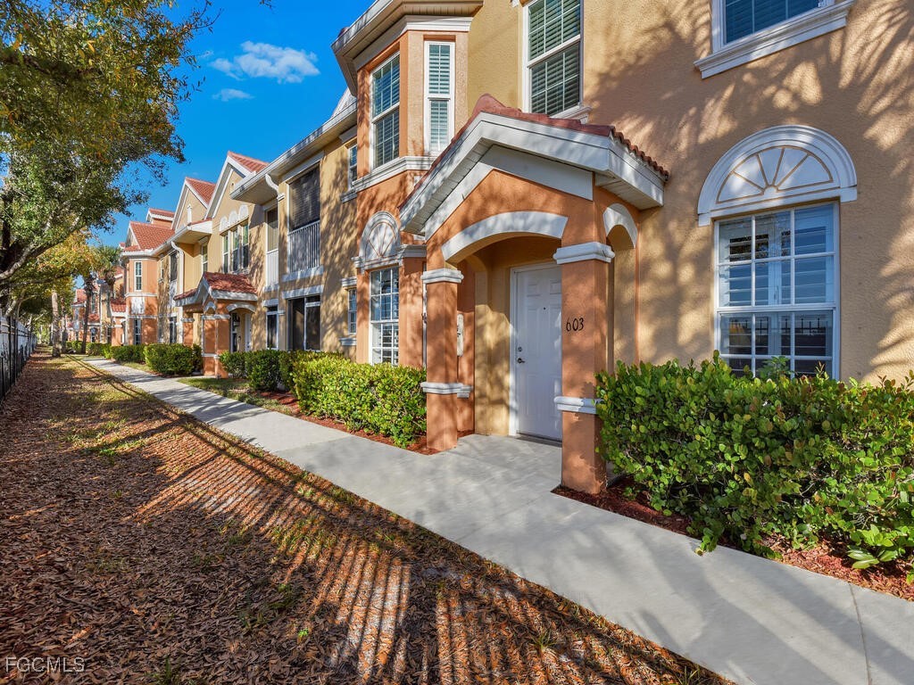 1860  Concordia Lake Circle, Apt 603