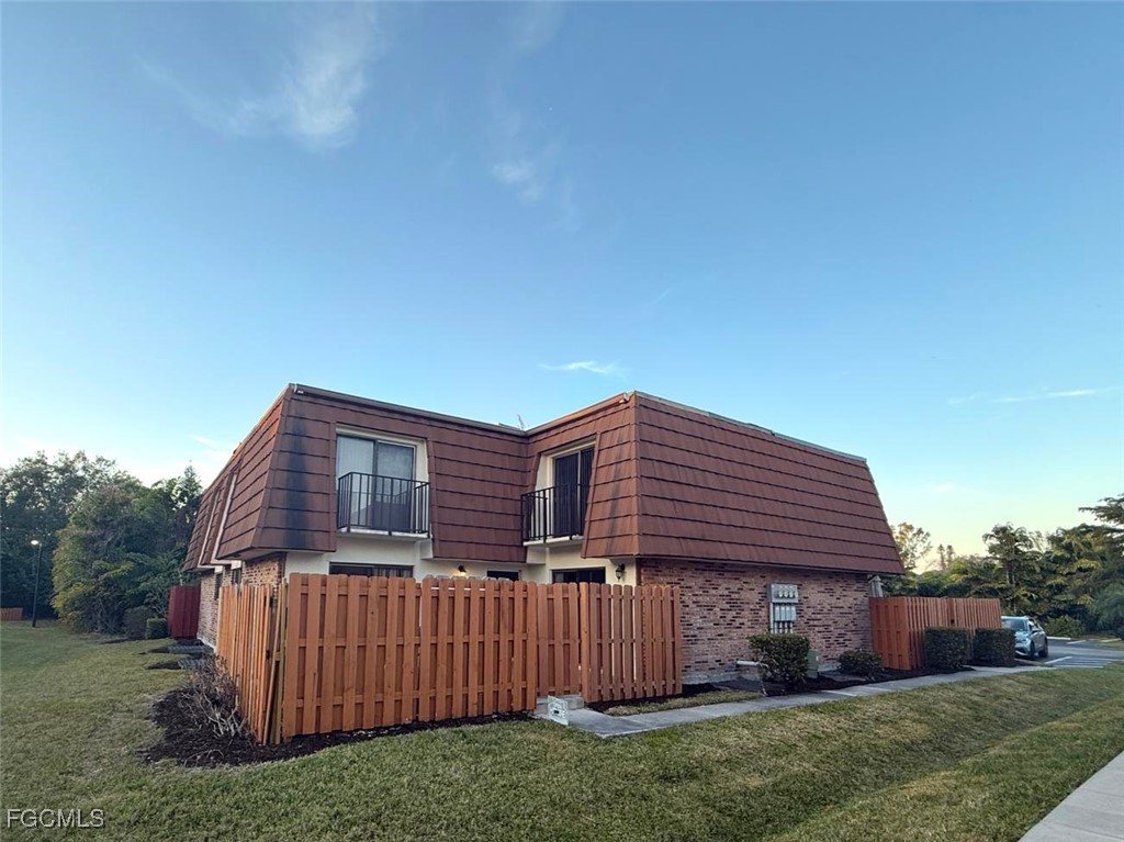 1406  Park Shore Circle, Apt 3