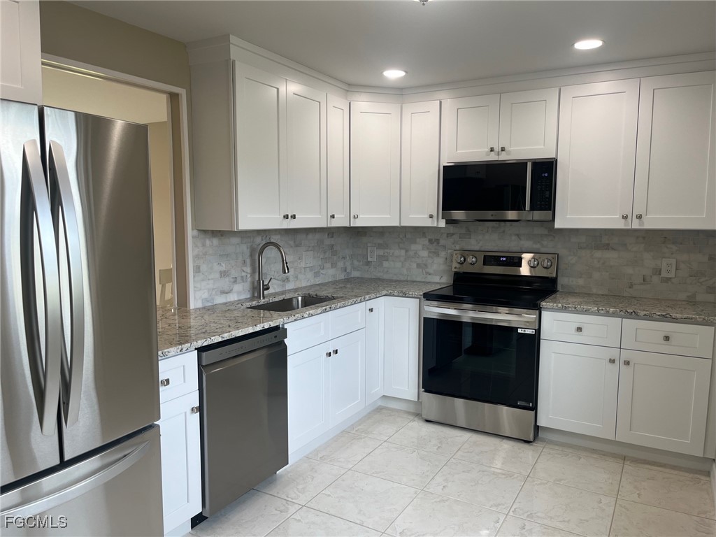 1740  Pine Valley Drive, Apt 116