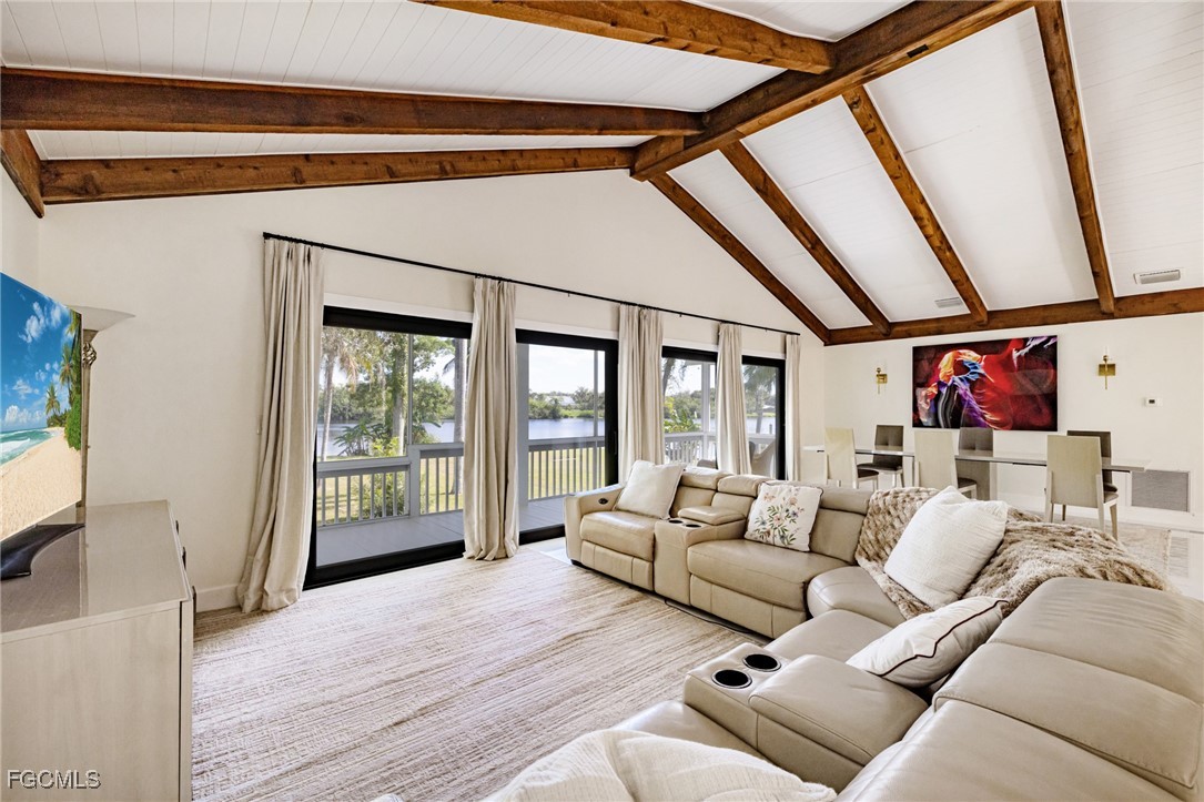 19481/483 S River Road