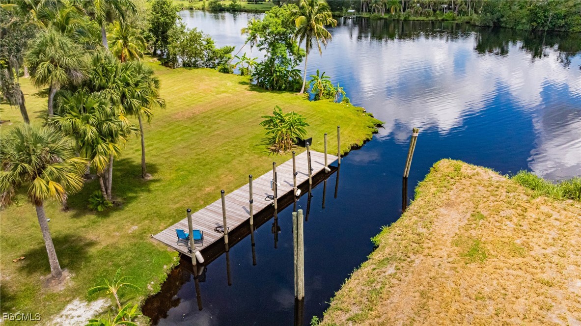 19481/483 S River Road