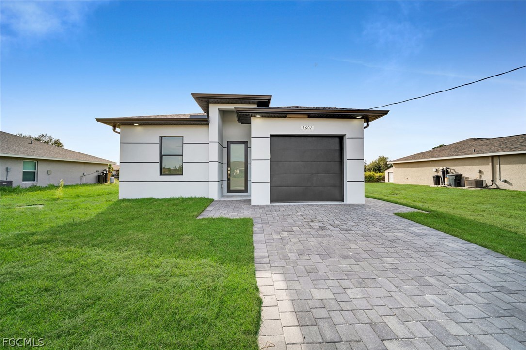 347  Columbus Boulevard