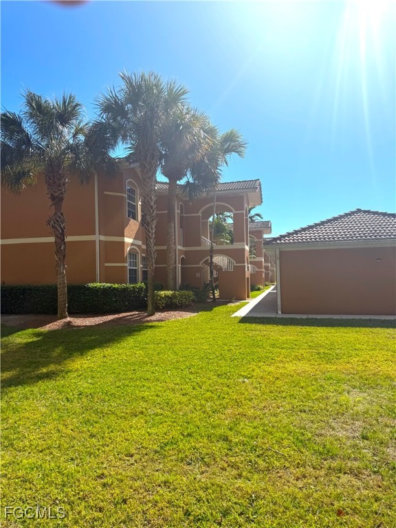 1089  Winding Pines Circle, Apt 102