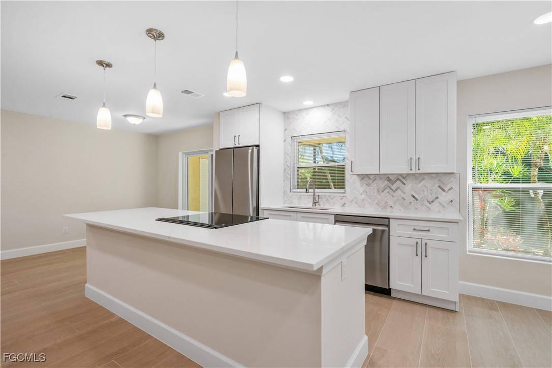 8256  Charter Club Circle, Apt 5