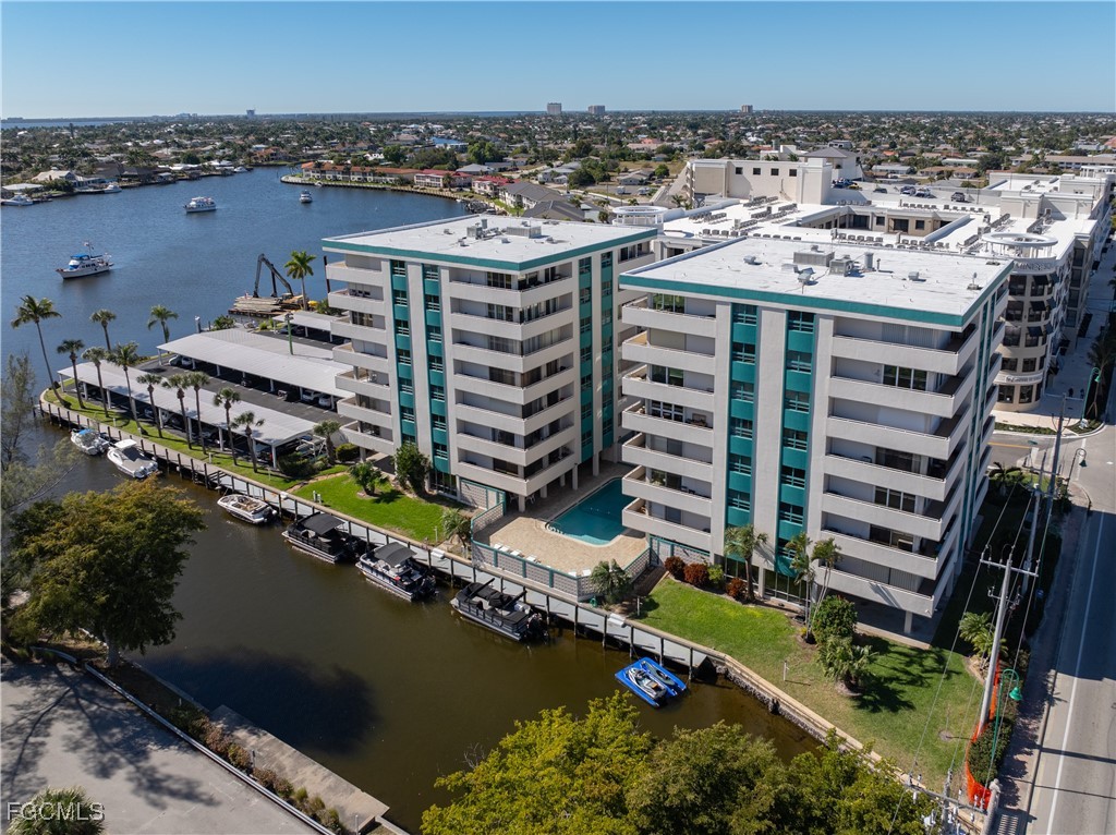 4803  Sunset Court, Apt 304