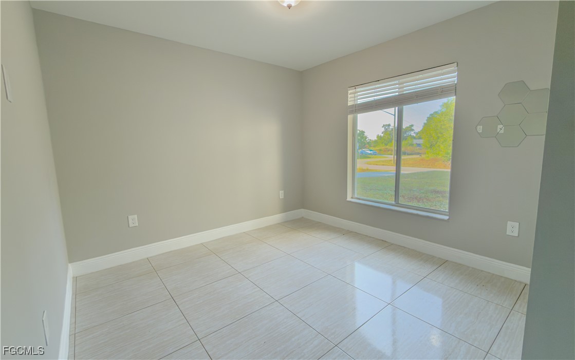 4916/ 4918  24th Street