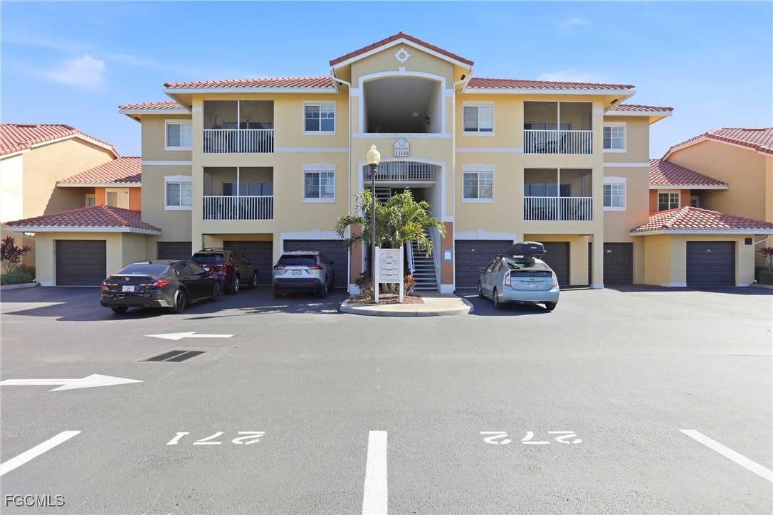 13180  Bella Casa Circle, Apt 274