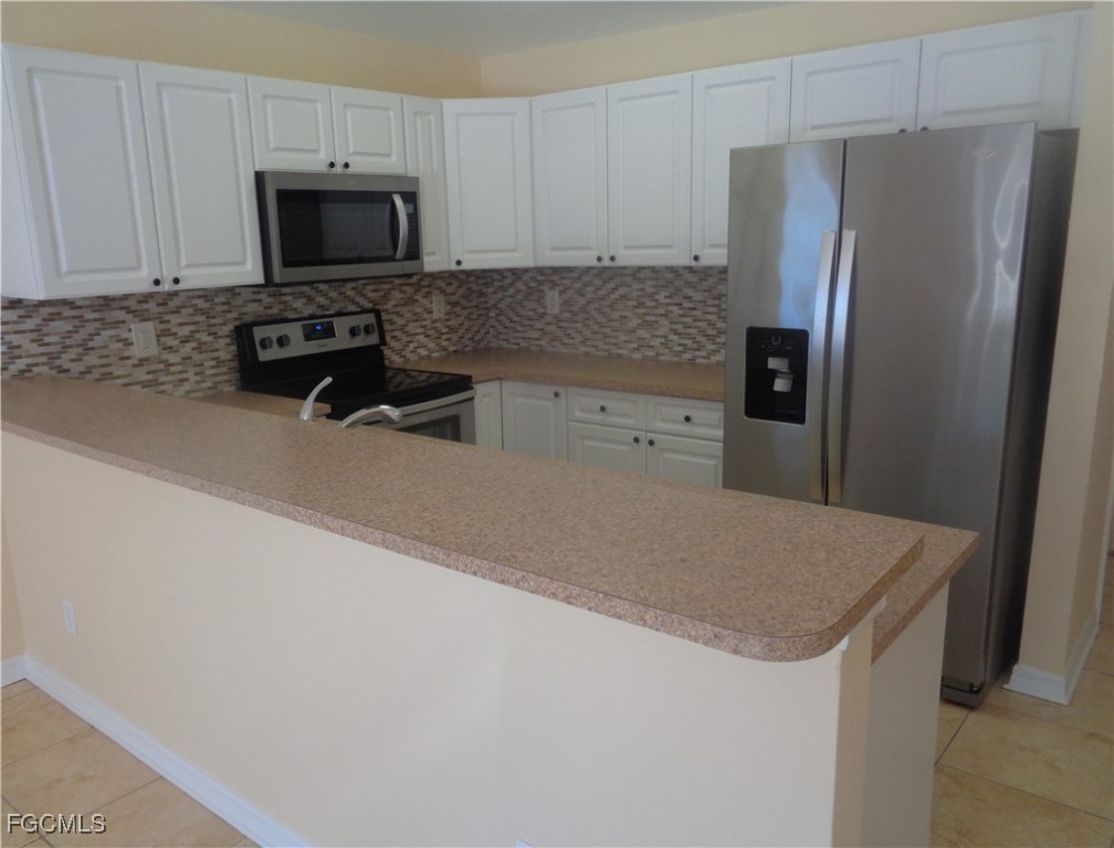 461/463  Loretta Avenue