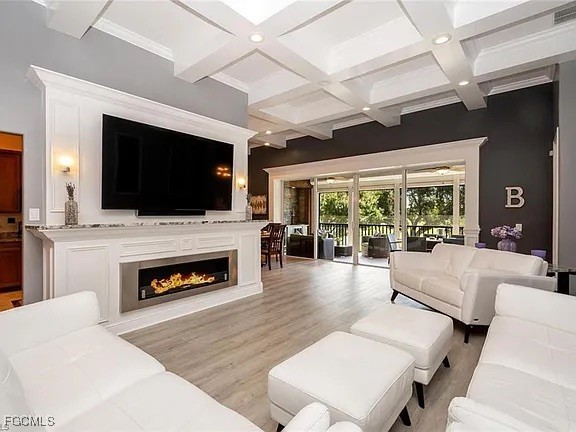 9221  TRIANA Terrace, Apt 4