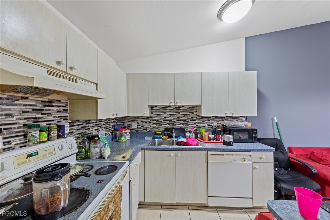 5113/5115  24th Street