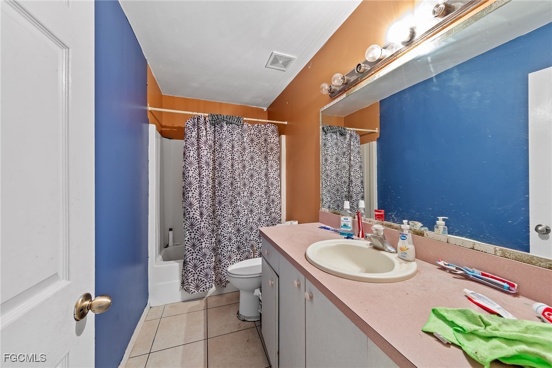 5113/5115  24th Street