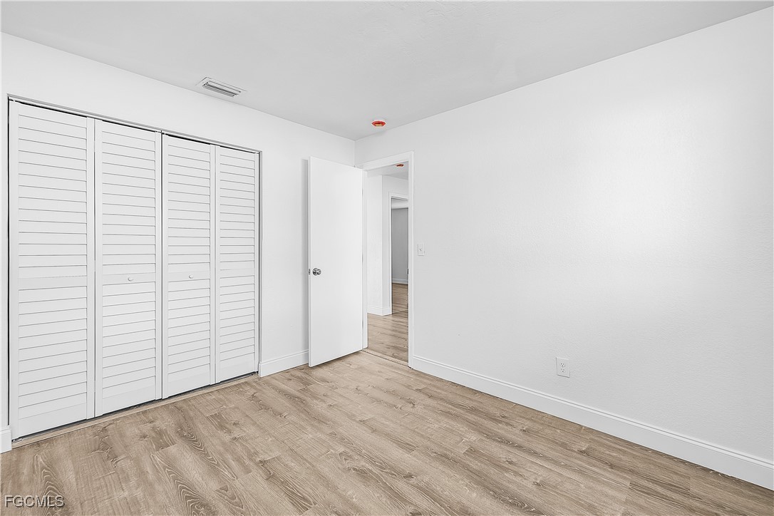 4012/4014 SW 16TH Place