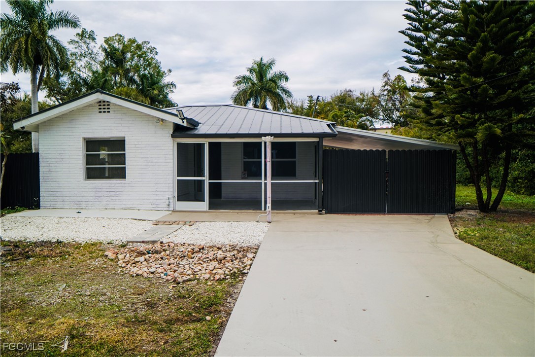 48 W North Shore Avenue