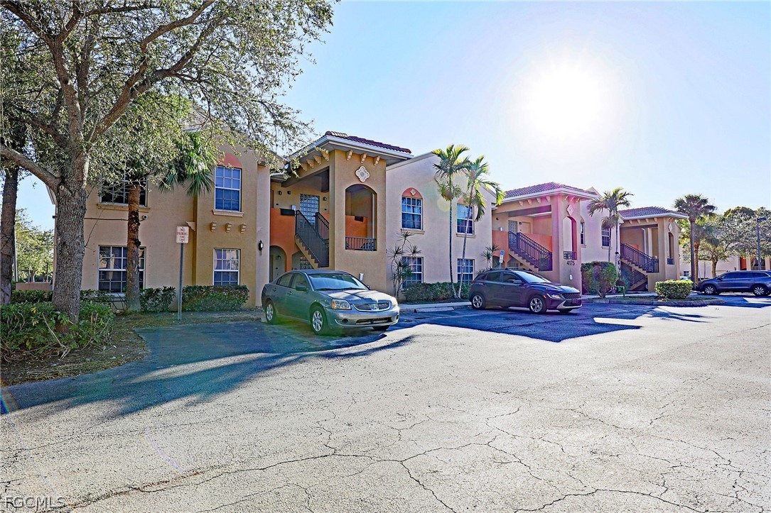 4175  Castilla Circle, Apt 206