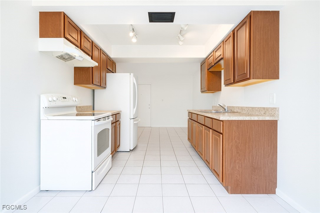 2105 Canal Street, Apt 6