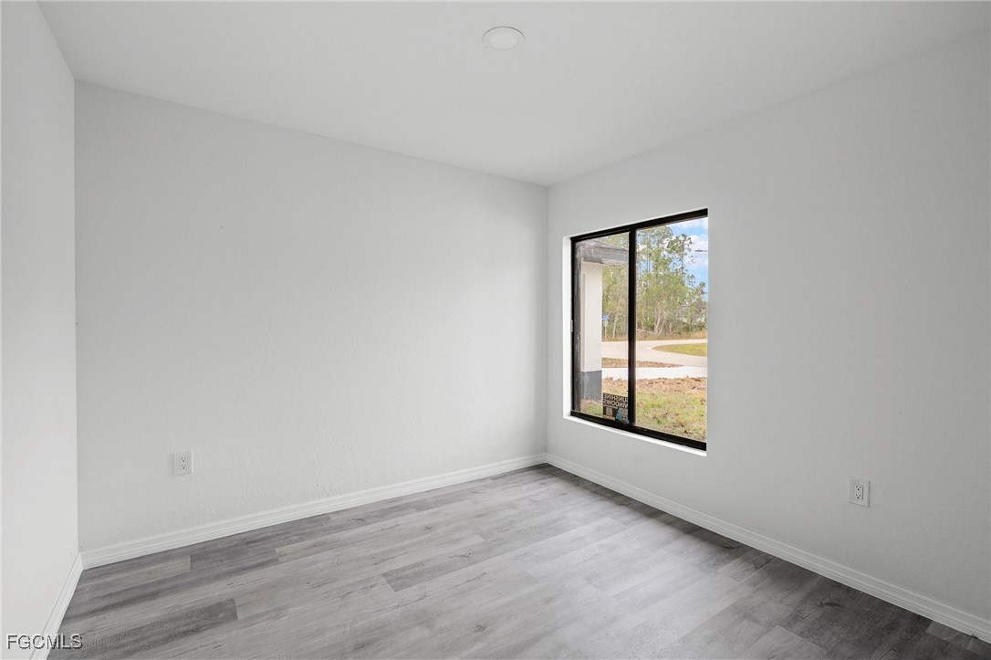 349/351  Rockland Street