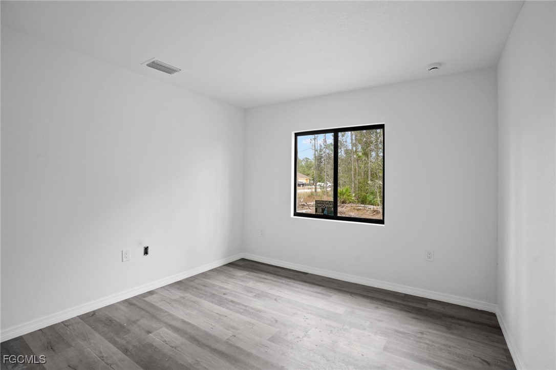 349/351  Rockland Street