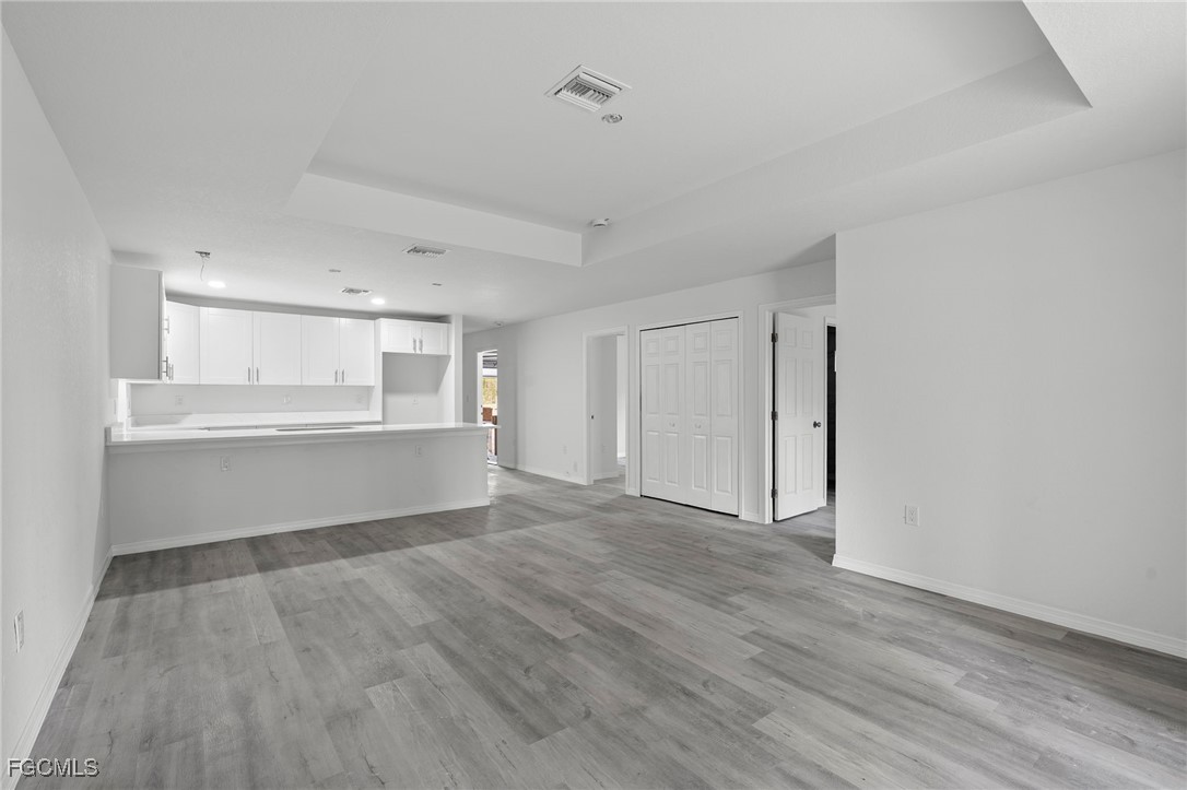 349/351  Rockland Street