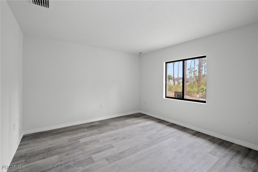 349/351  Rockland Street