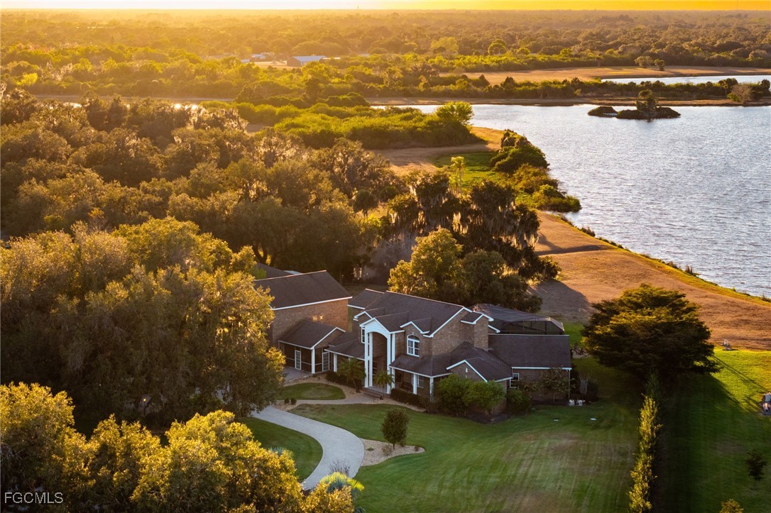 4013  Oak Haven Drive