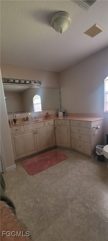 126/128  Tangerine Road